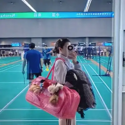 戴东